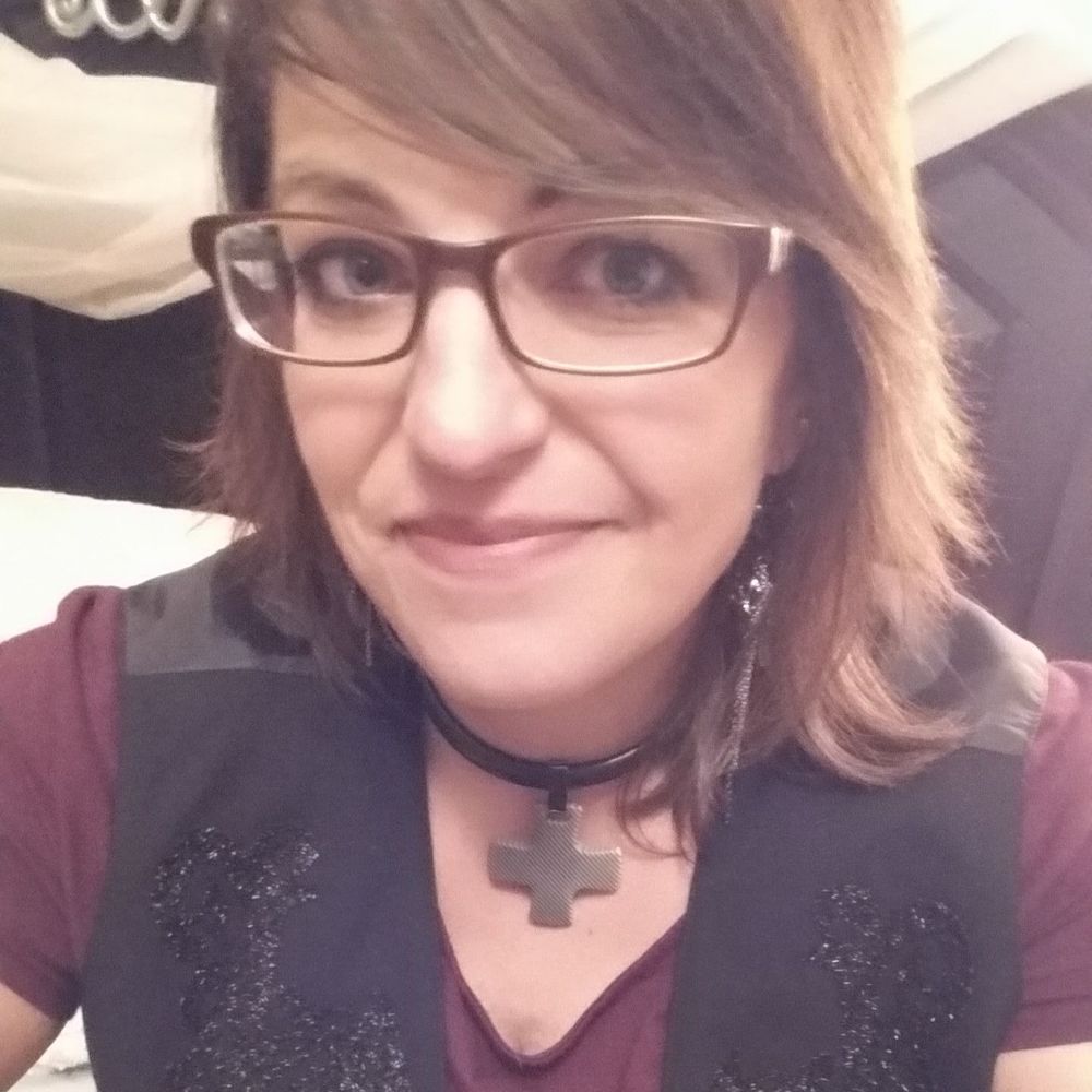 Meet your Posher, Jenn